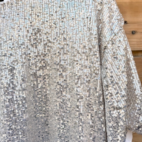 NWT H&M Gold Sparkle Top - Picture 4 of 8